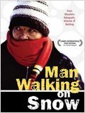 L'Homme qui marchait sur la neige : Affiche
